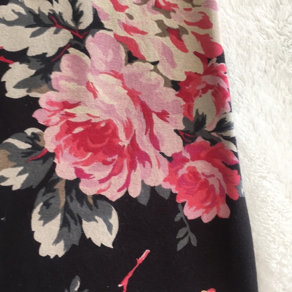 Express floral pencil skirt - Picture 2 of 3